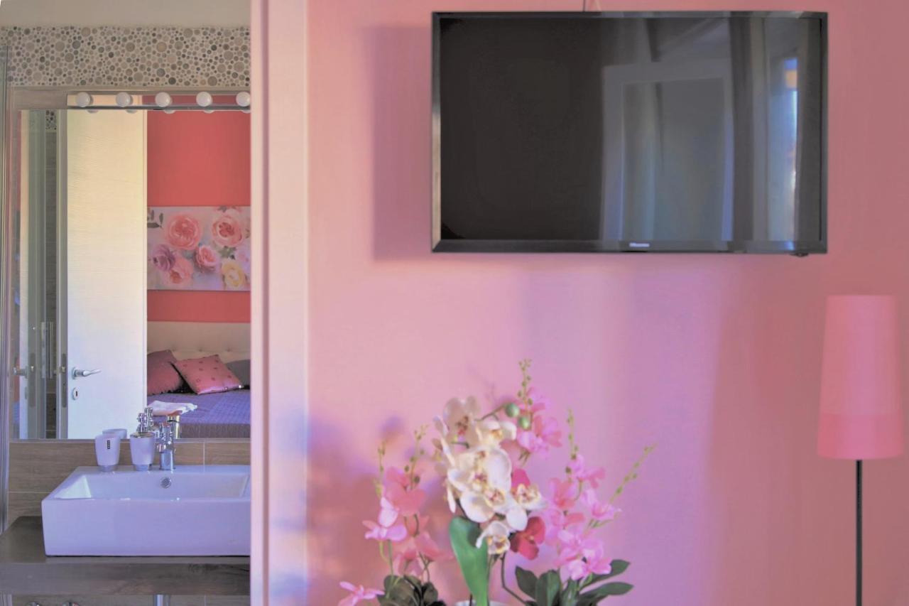 B&B Rosa โกเซนซา ภายนอก รูปภาพ