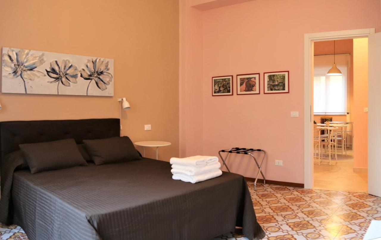 B&B Rosa โกเซนซา ภายนอก รูปภาพ